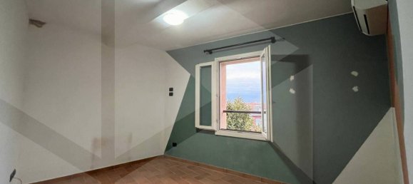 Imóvel comercial de 3 divisões em Fiorano Modenese, Italy N.º 28665 3