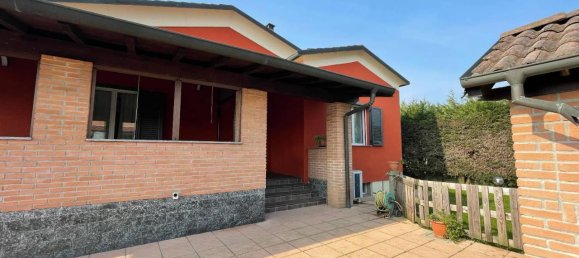 5-salle Villa à Gerenzago, Italy No. 26739 6