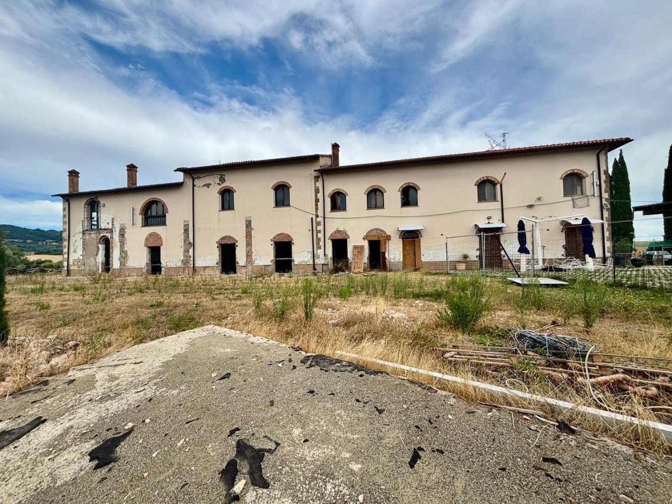 Villa de 10 divisões em Chianni, Italy N.º 309030