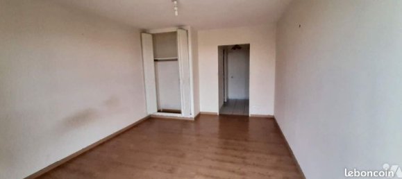 Apartamento de 1 dormitorio en Loir-et-Cher, France No. 306970 3