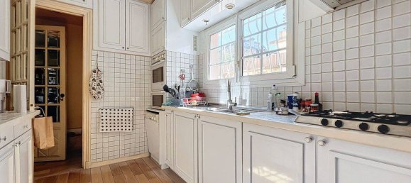 Casa de 4 dormitorios en Garches, France No. 177456 6