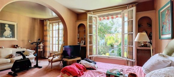 Casa de 4 dormitorios en Garches, France No. 177456 21