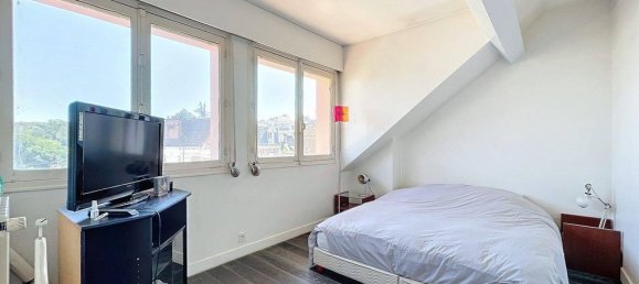 Casa de 4 dormitorios en Garches, France No. 177456 23