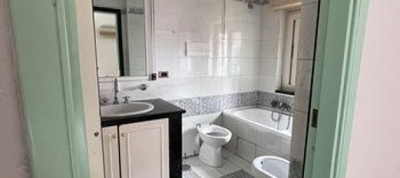 3 rooms Apartment in Battipaglia, Italy No. 260430 6