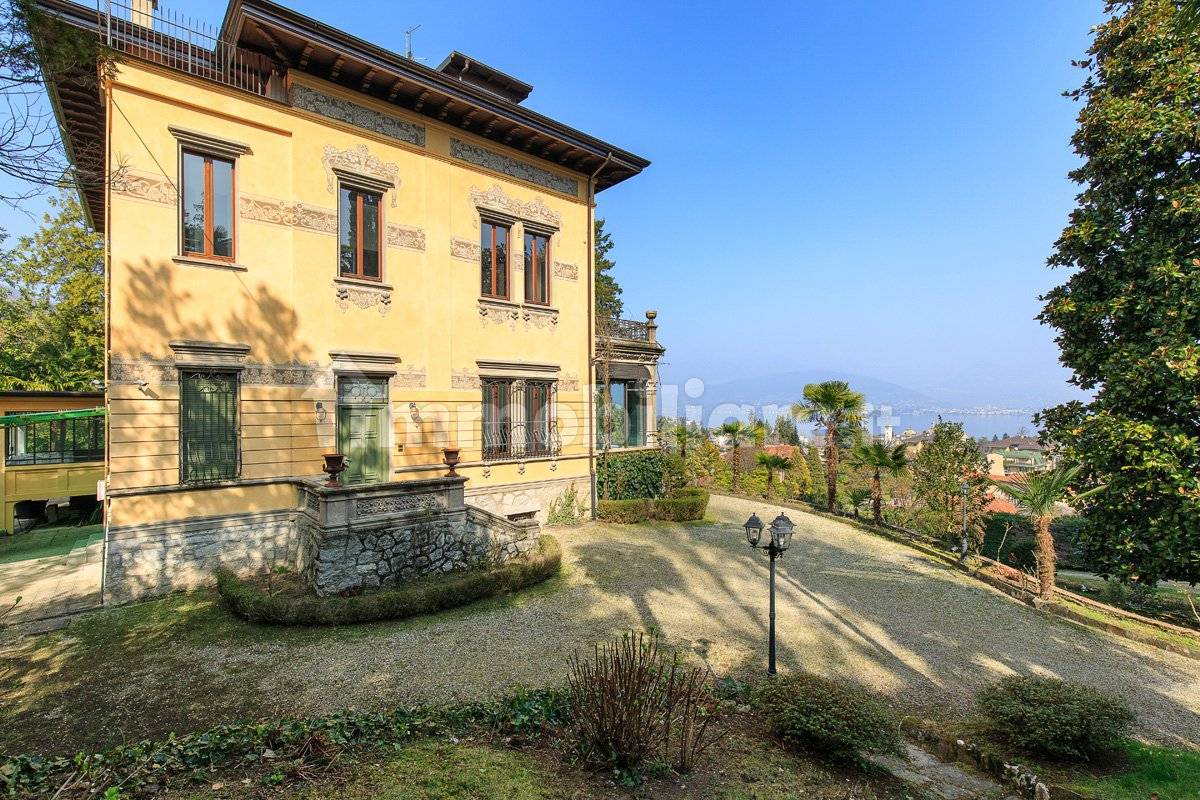 5 Schlafzimmer Villa in Stresa, Italy, Nr. 132561