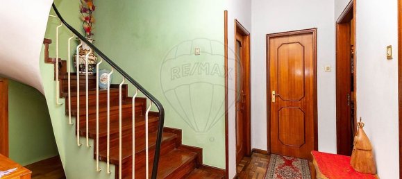 4 bedrooms House in Maia, Portugal No. 27907 13