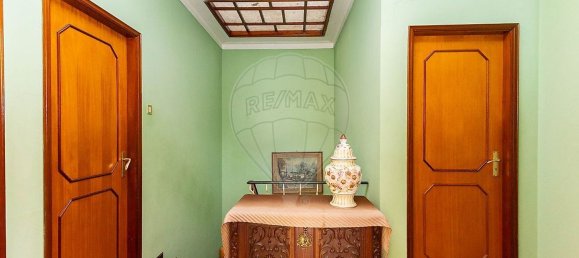 4 bedrooms House in Maia, Portugal No. 27907 15