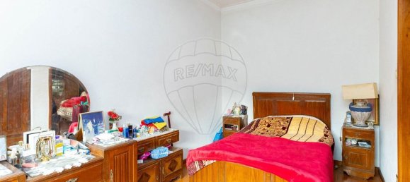 4 bedrooms House in Maia, Portugal No. 27907 9