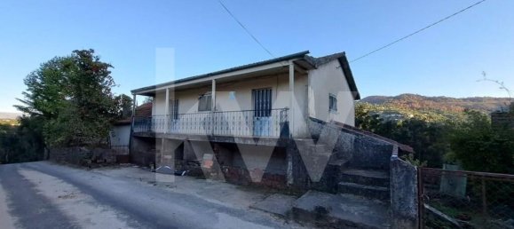 3 bedrooms House in Cabeceiras de Basto, Portugal No. 27329 2