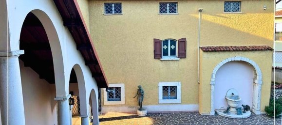 6-Zimmer Haus in Gussago, Italy, Nr. 175178 4