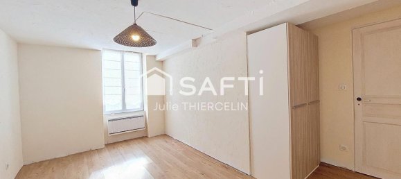 3 bedrooms House in Beaune-la-Rolande, France No. 71462 5