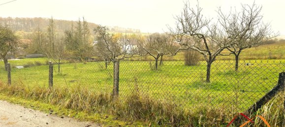  Land in Hundling, France No. 46934 2