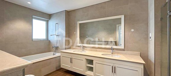 Villa T5 em Dubai, UAE N.º 28016 7