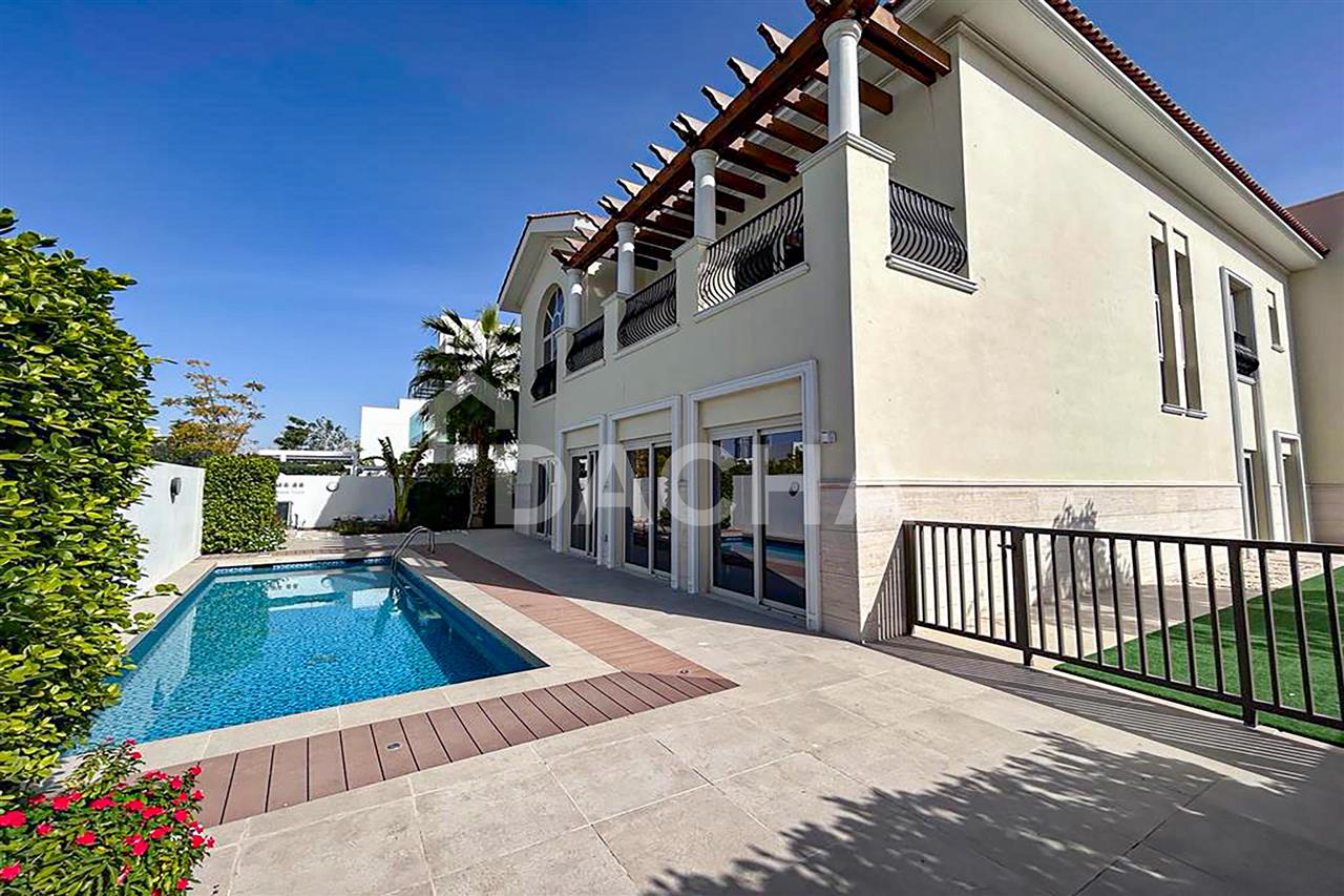 Villa T5 em Dubai, UAE N.º 28016