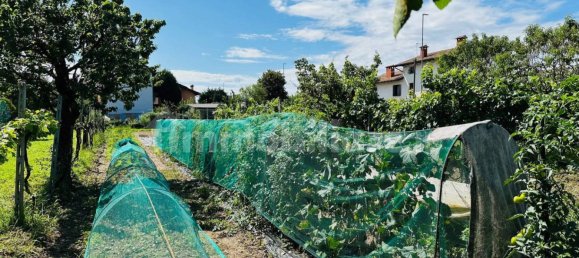 1400m² Land in Udine, Italy No. 295919 2