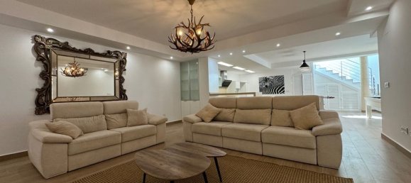 5 bedrooms Villa in San Miguel de Salinas, Spain No. 184729 37