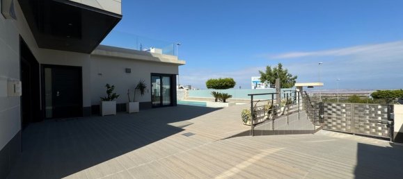 5 bedrooms Villa in San Miguel de Salinas, Spain No. 184729 44