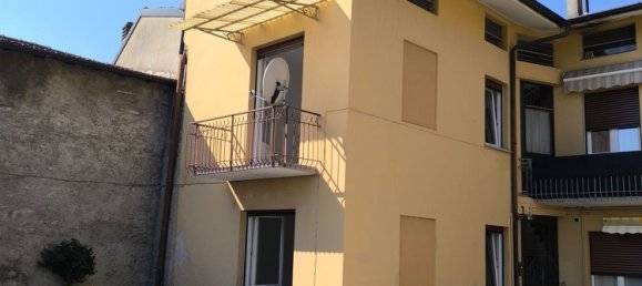 3 rooms House in Erba, Italy No. 2348 22