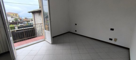 3 rooms House in Erba, Italy No. 2348 14