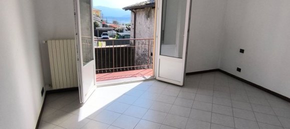 3 rooms House in Erba, Italy No. 2348 20