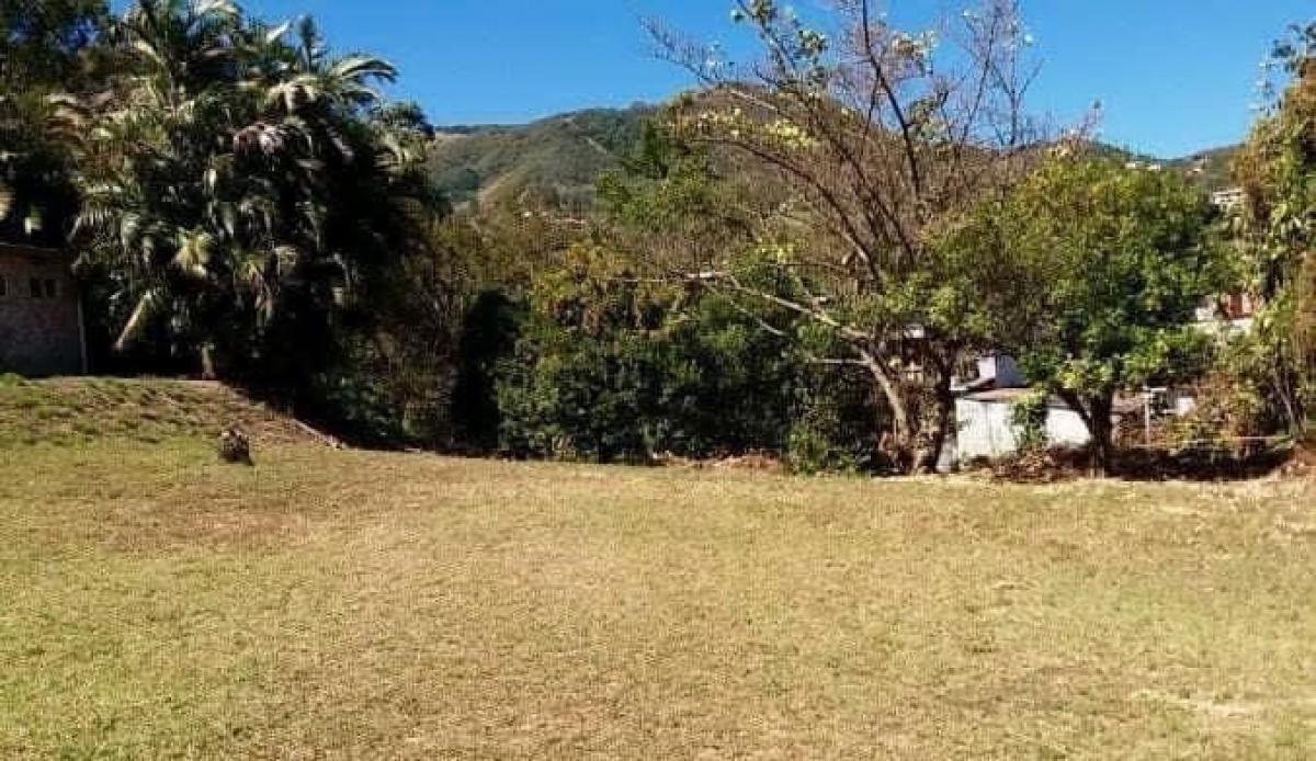 Terrain à Santa Ana, Costa Rica No. 1672