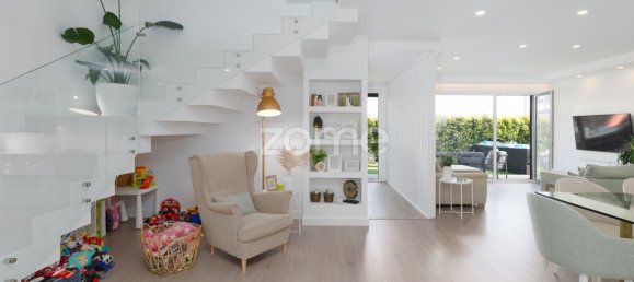 4 غرف نوم فيلا في Odivelas, Portugal رقم 324361 11