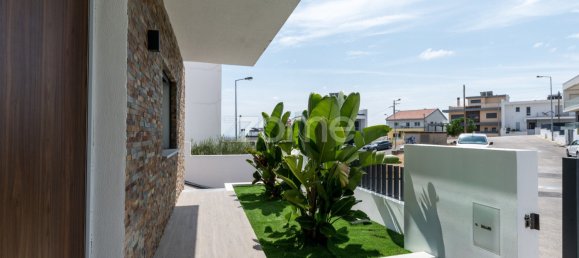 4 غرف نوم فيلا في Odivelas, Portugal رقم 324361 4