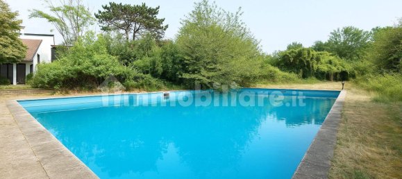 8 bedrooms Villa in Bellinzago Novarese, Italy No. 284120 29