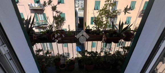 Apartamento de 6 divisões em Genoa, Italy N.º 102613 6