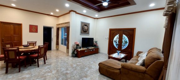 Кафе / ресторан с 3 спальнями в Паттайя, Таиланд № 4224 6