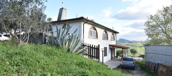 3 bedrooms Villa in Borghi, Italy No. 53951 6