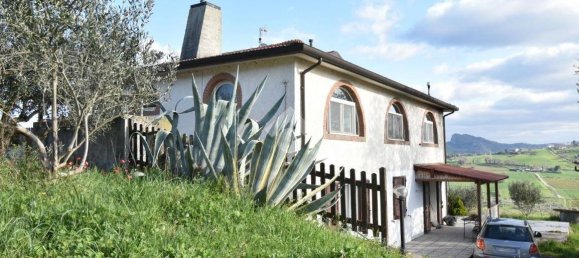 3 bedrooms Villa in Borghi, Italy No. 53951 5