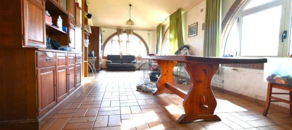 3 bedrooms Villa in Borghi, Italy No. 53951 10