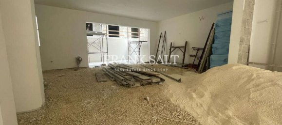 2 bedrooms Apartment in Attard, Malta No. 2313 3