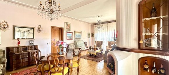 8 bedrooms House in Lucca, Italy No. 326501 6