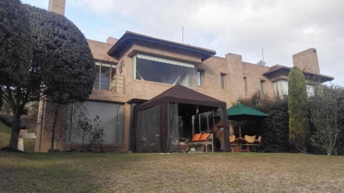 Дом с 4 спальнями в Кундинамарка, Колумбия № 7211