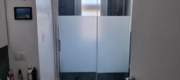 3 rooms Apartment in Florence, Italy No. 32987 16