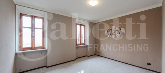 3 rooms House in Trezzo sull'Adda, Italy No. 32708 18