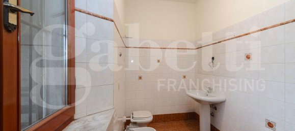 3 rooms House in Trezzo sull'Adda, Italy No. 32708 25