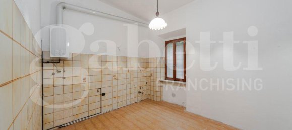 3 rooms House in Trezzo sull'Adda, Italy No. 32708 10