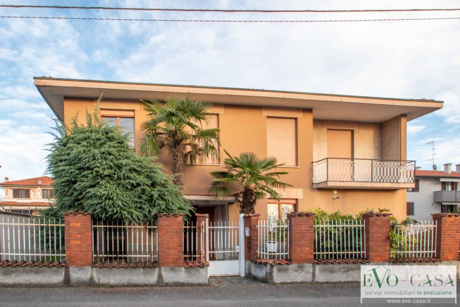 Villa T3 em Villa Cortese, Italy N.º 101950