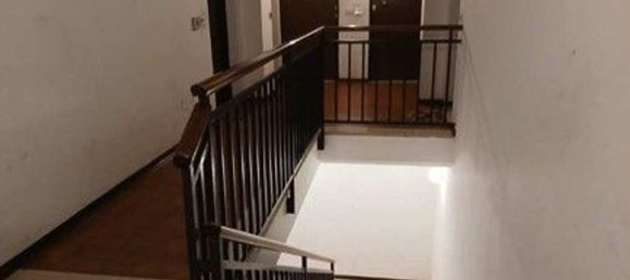 Квартира с 3 комнатами в Лория, Италия № 212802 4