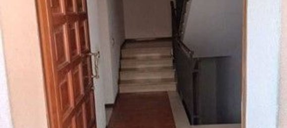 Квартира с 3 комнатами в Лория, Италия № 212802 3