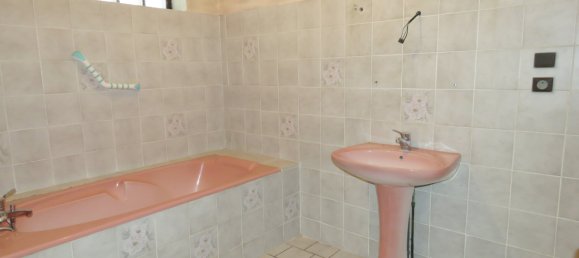 3 Schlafzimmer Haus in Mainvilliers, France, Nr. 95168 10