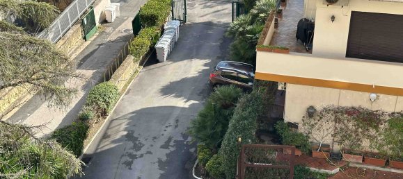 5 rooms Apartment in Naples, Italy No. 196422 7