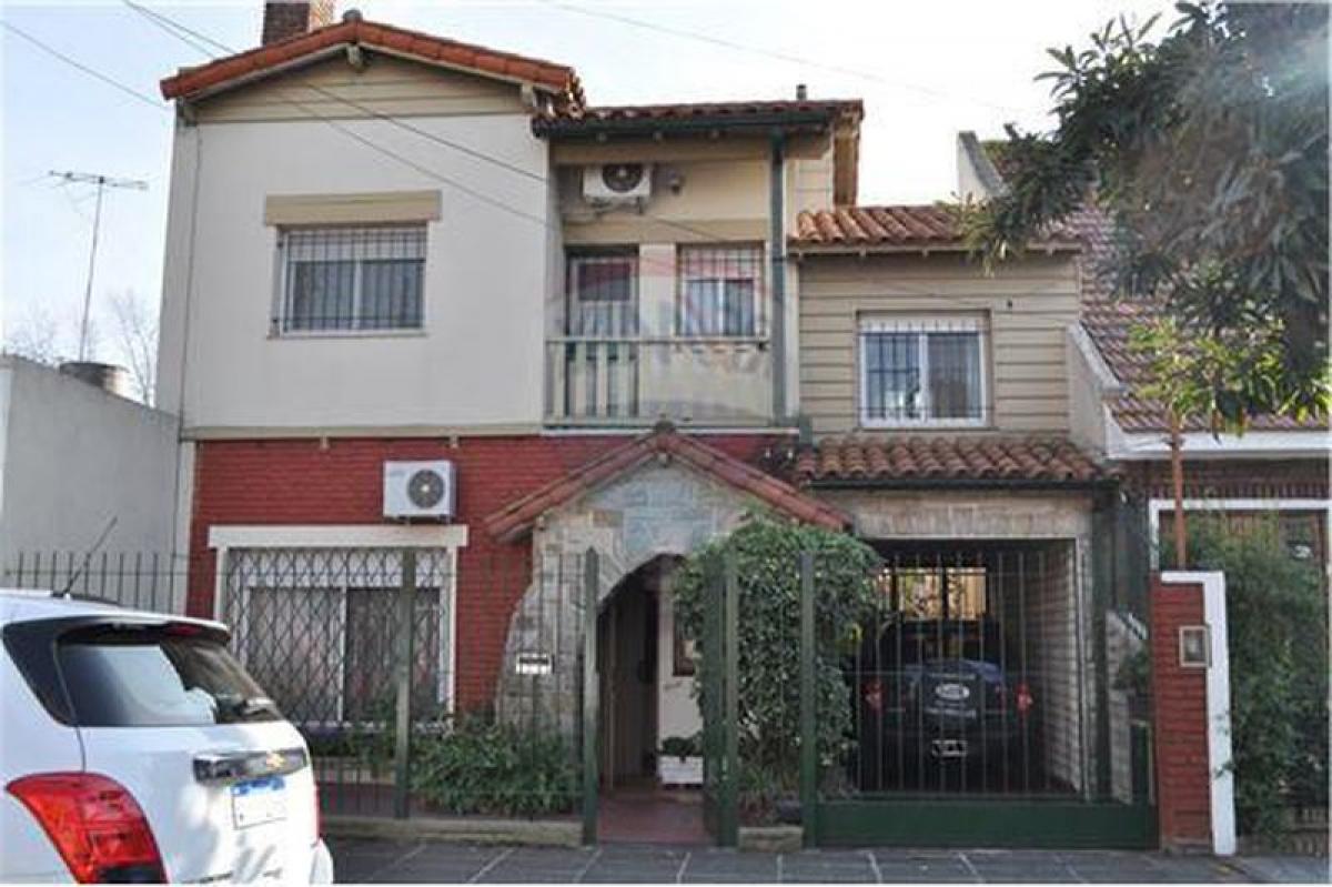 5 bedrooms House in Vicente Lopez, Argentina No. 58070