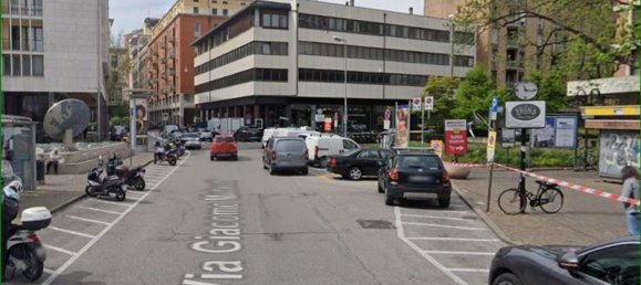 7 rooms Apartment in Padua, Italy No. 60513 6