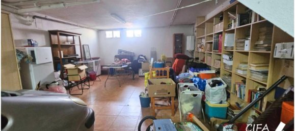 Adosado de 4 dormitorios en Castellón, Spain No. 163734 3