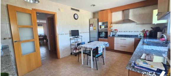 Adosado de 4 dormitorios en Castellón, Spain No. 163734 10