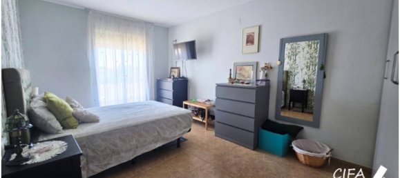 Adosado de 4 dormitorios en Castellón, Spain No. 163734 14